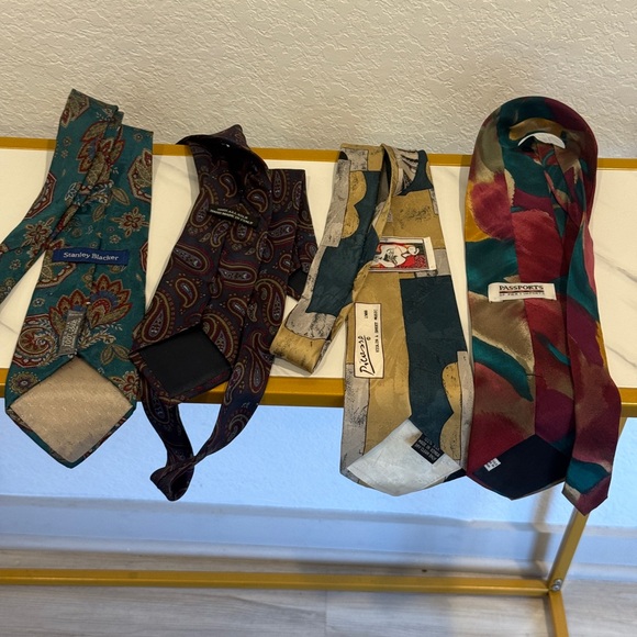 100% SILK Elegant Paisley and Abstract Patterned Ties Set different designers - Picture 9 of 10